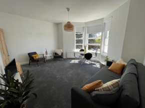 Spacious flat in the heart of St Marychurch